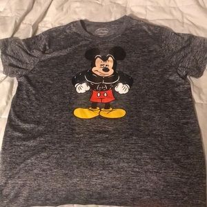 Men’s Disney shirt